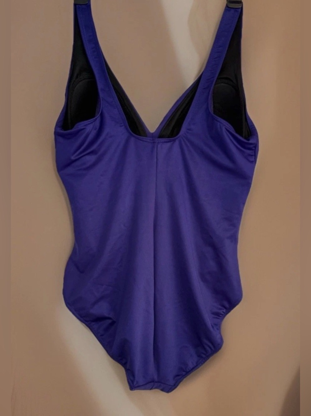 Miraclesuit One Piece Swimsuit Size 14 DD
Purple Ruched Padded Flattering Tummy - Picture 2 of 6